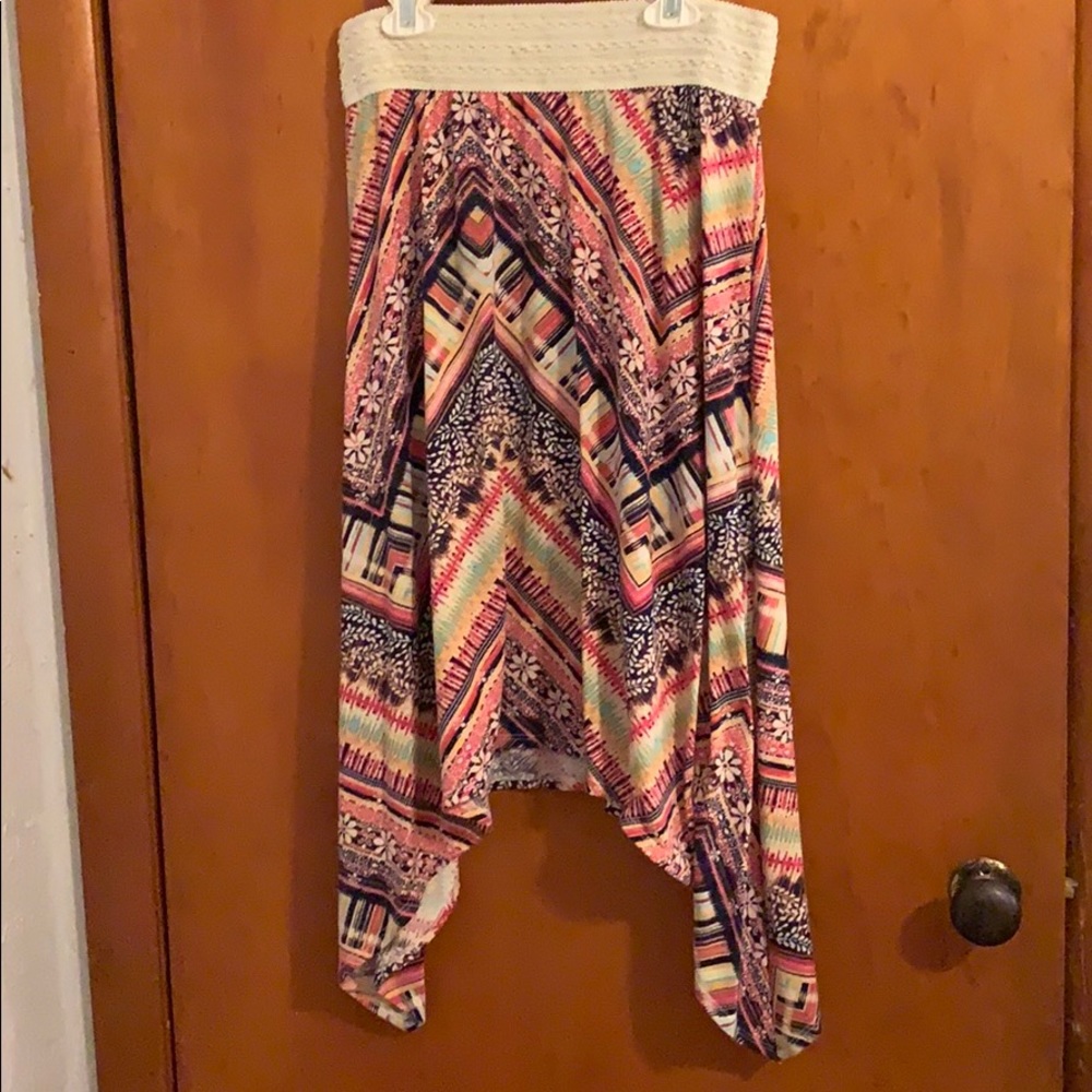 Patterned High Low Skirt